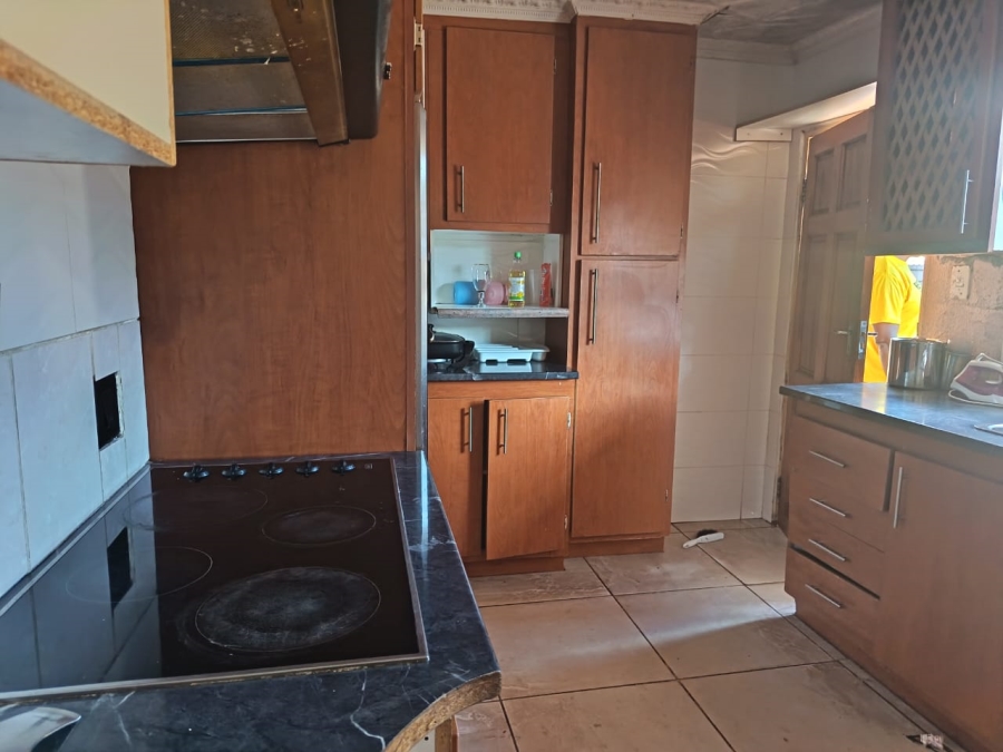 3 Bedroom Property for Sale in Geelhoutpark North West